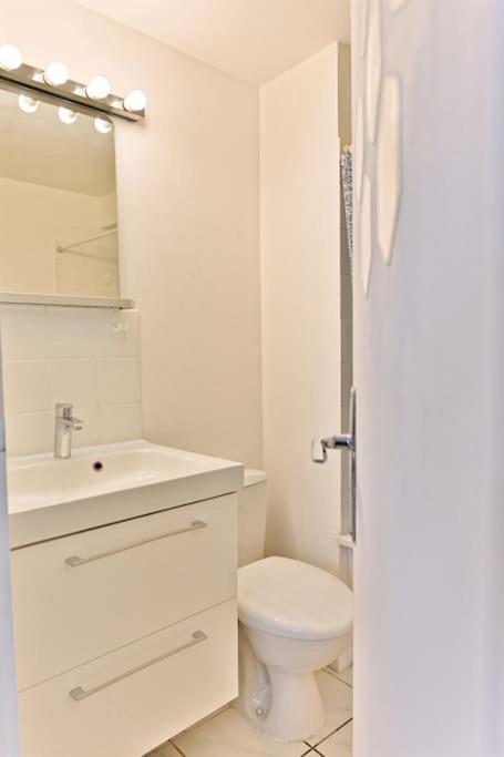 Appartement Proche Canal Saint Martin París Exterior foto